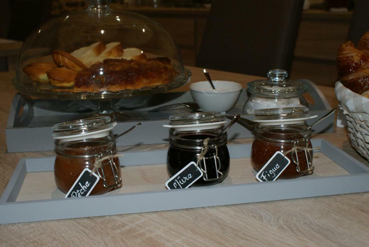 Aux Agapanthes Bed and Breakfast Pluherlin Εξωτερικό φωτογραφία